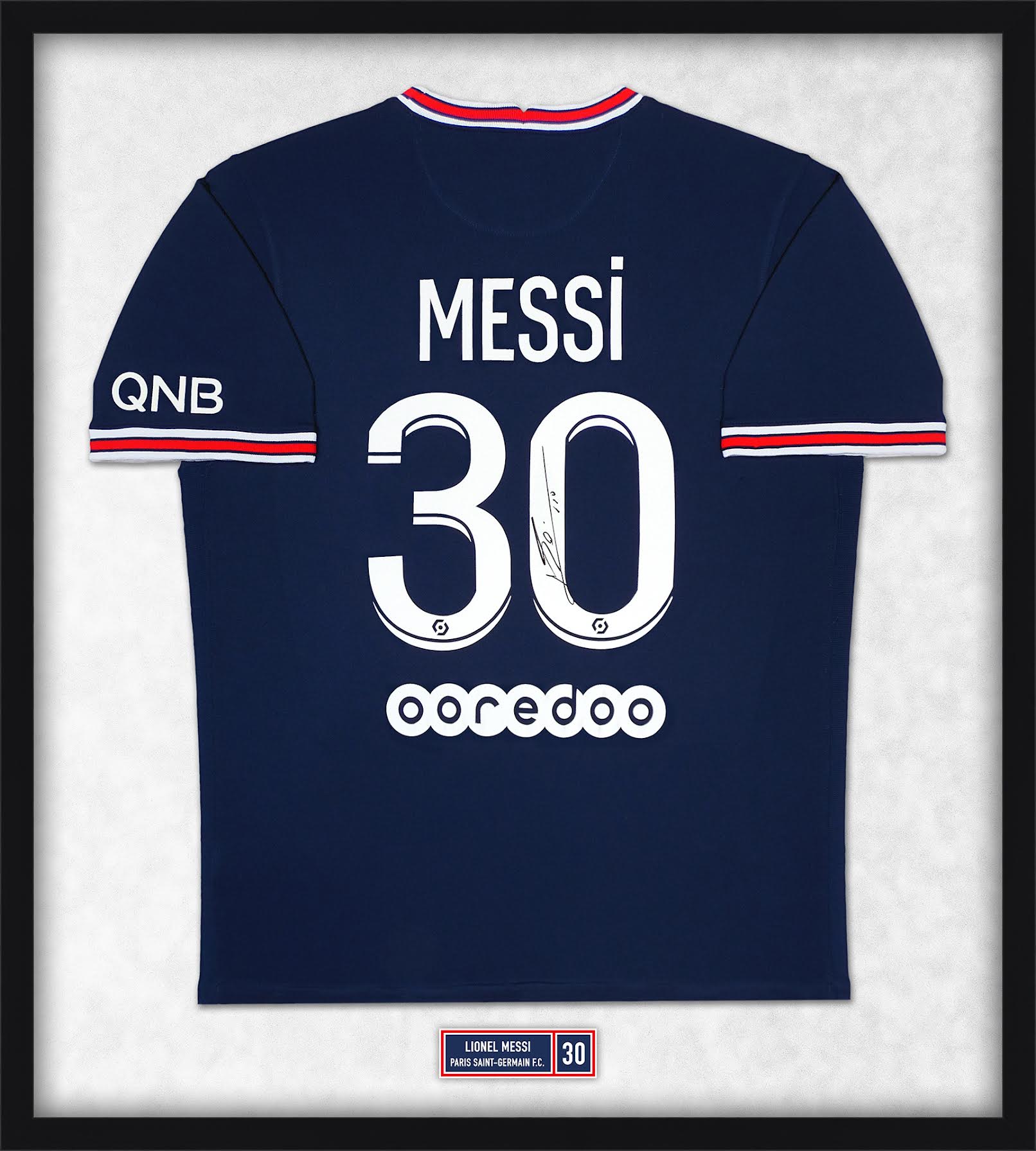 Lionel Messi PSG jersey 