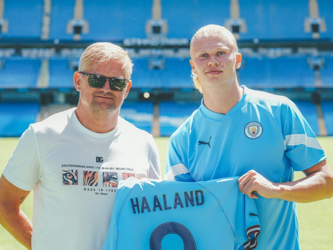 Erling Haaland introduced with Manchester City 