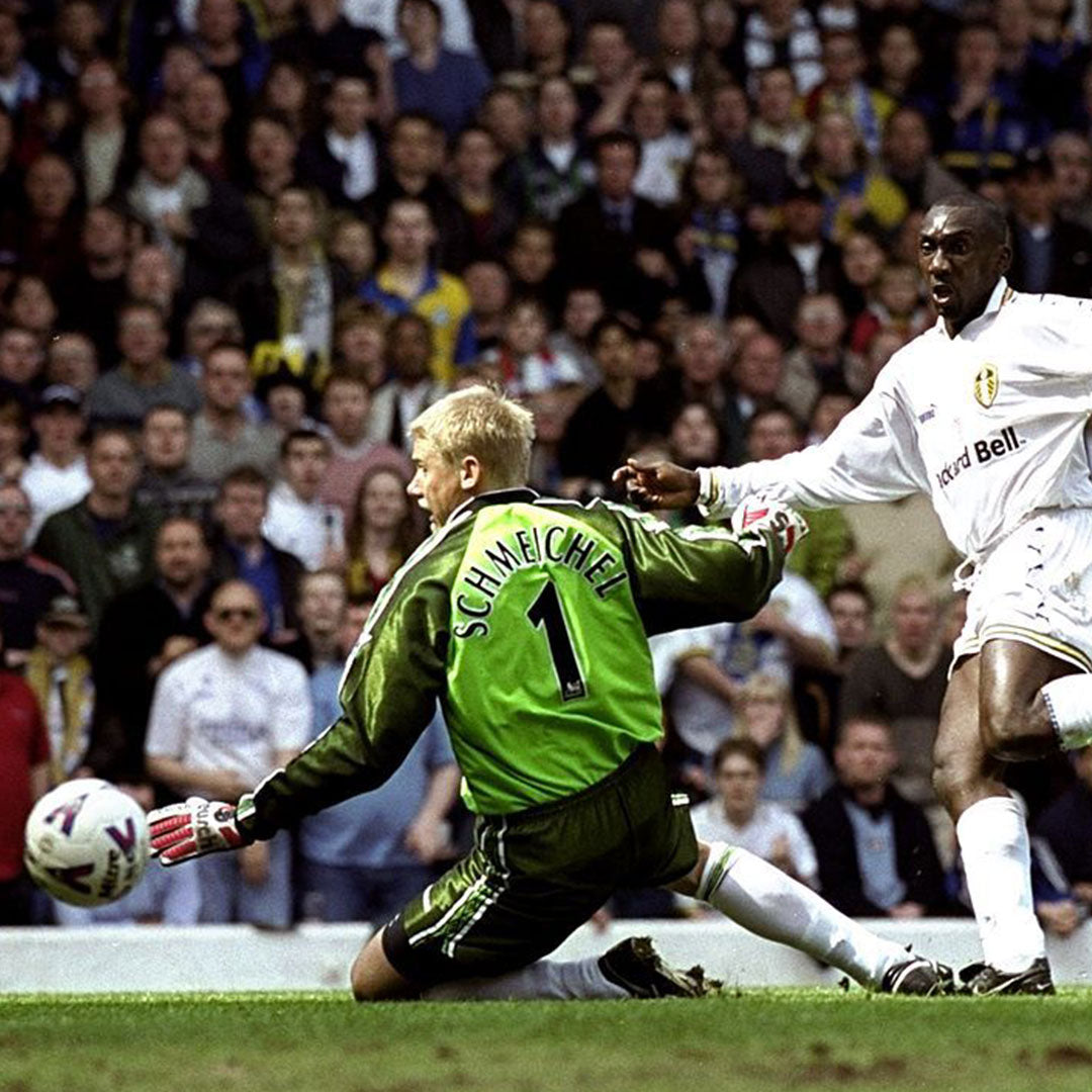 Authentically Signed Jimmy Floyd Hasselbaink Leeds Photograph